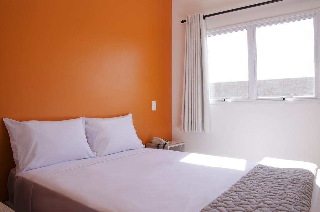 Semprehotel Трес-Лаґоас Номер фото